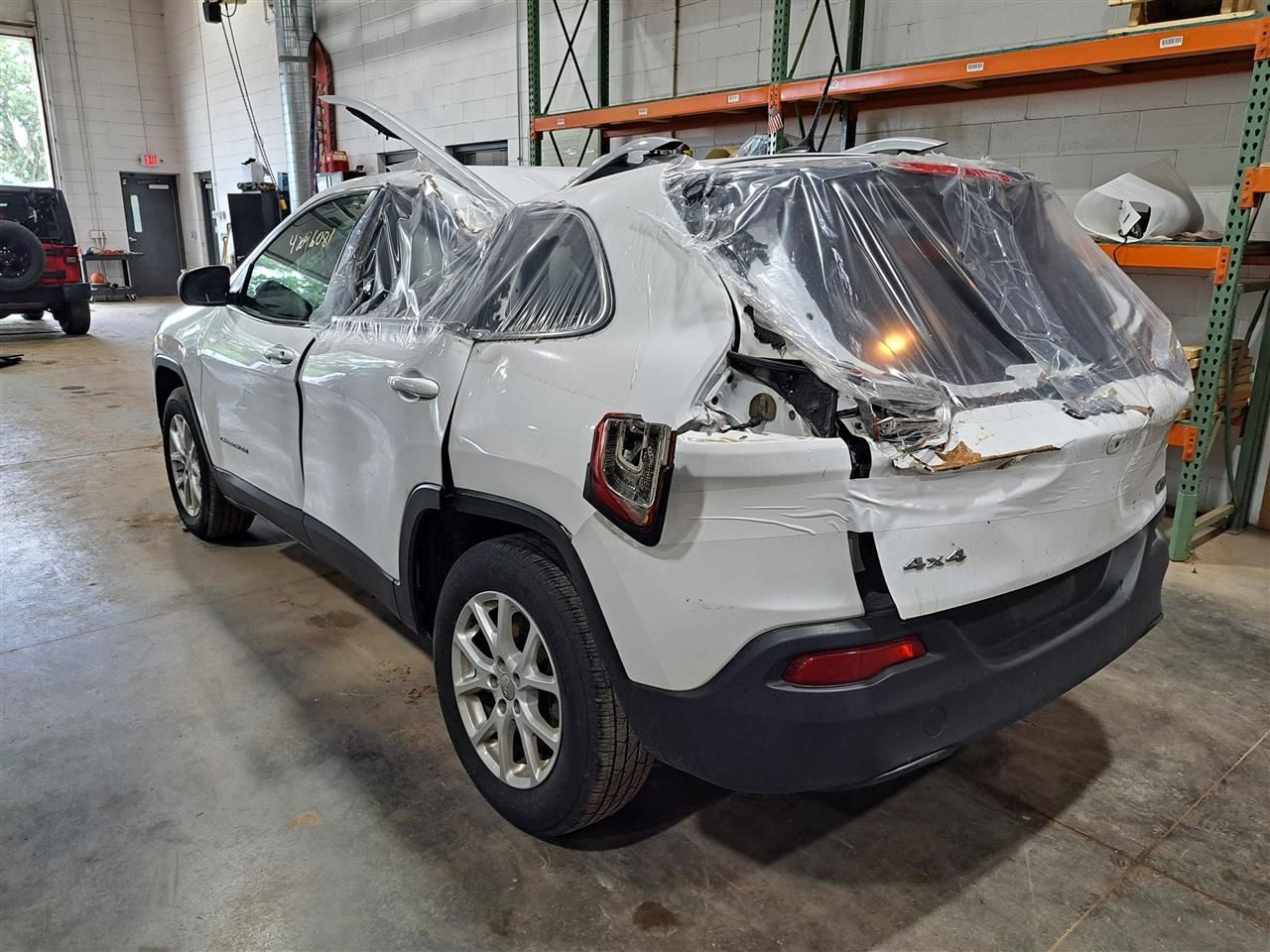 2018 Cherokee Camera/Projector Sku#4214308