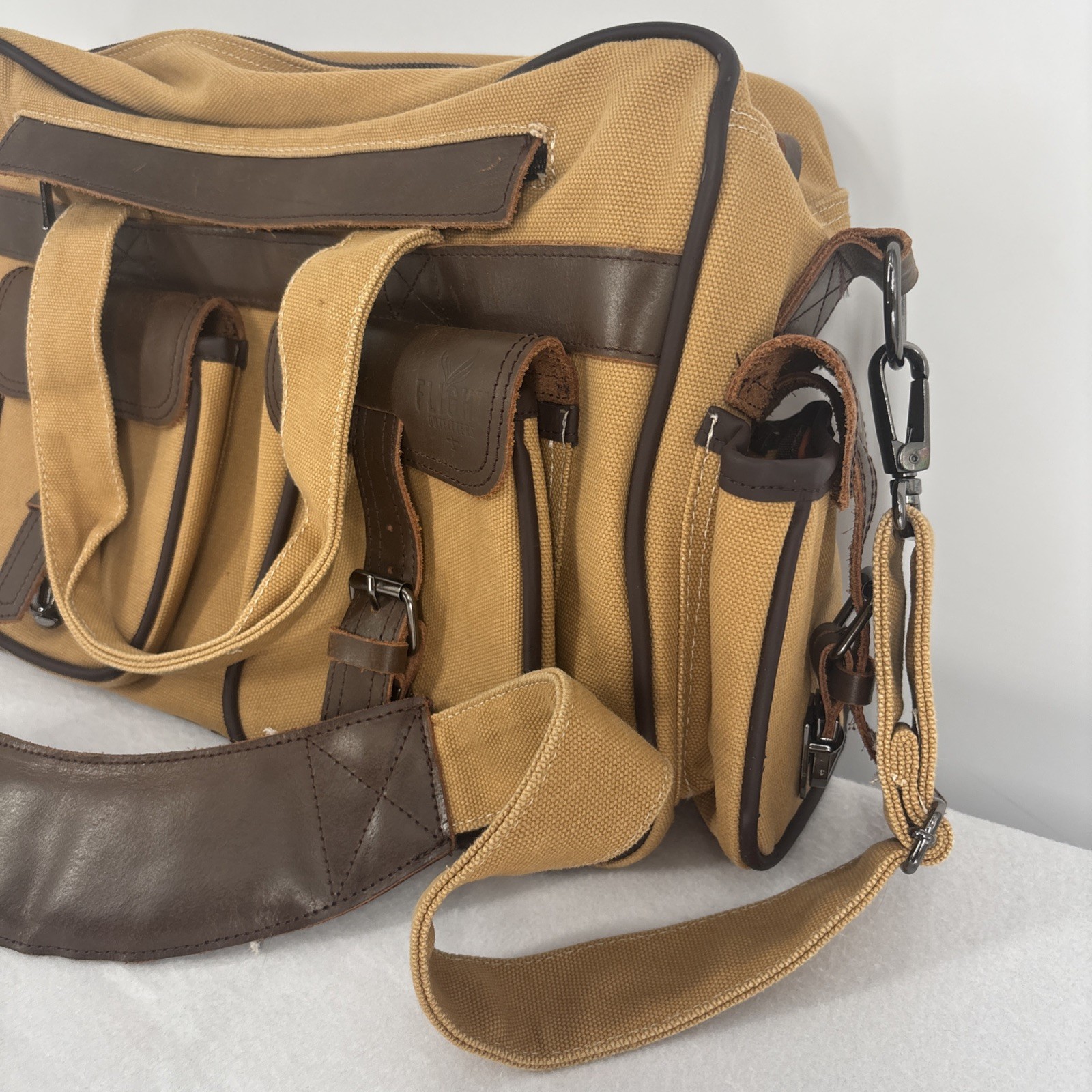 FLIGHT OUTFITTERS Bush Pilot Folio Canvas/Leather Flight Bag w/ Shoulder Strap