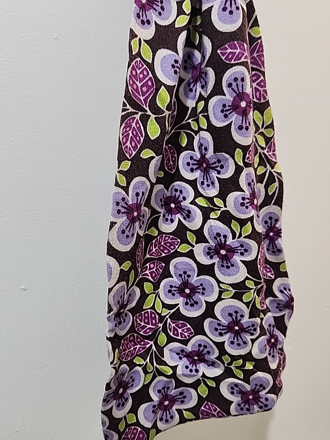 VERA BRADLEY Scarf "Plum Petals" Floral Purple Lavender Green Leaves on Brown
