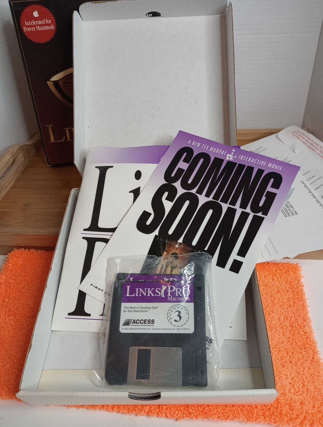 Links Pro Macintosh CD-Rom by ACCESS Software, Inc. 1994. Complete. Untested