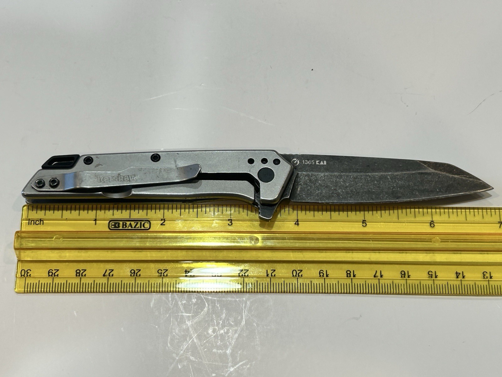 Kershaw 1365 Misdirect Folding Pocket Knife Plain Blade Linerlock EDC Black Wash