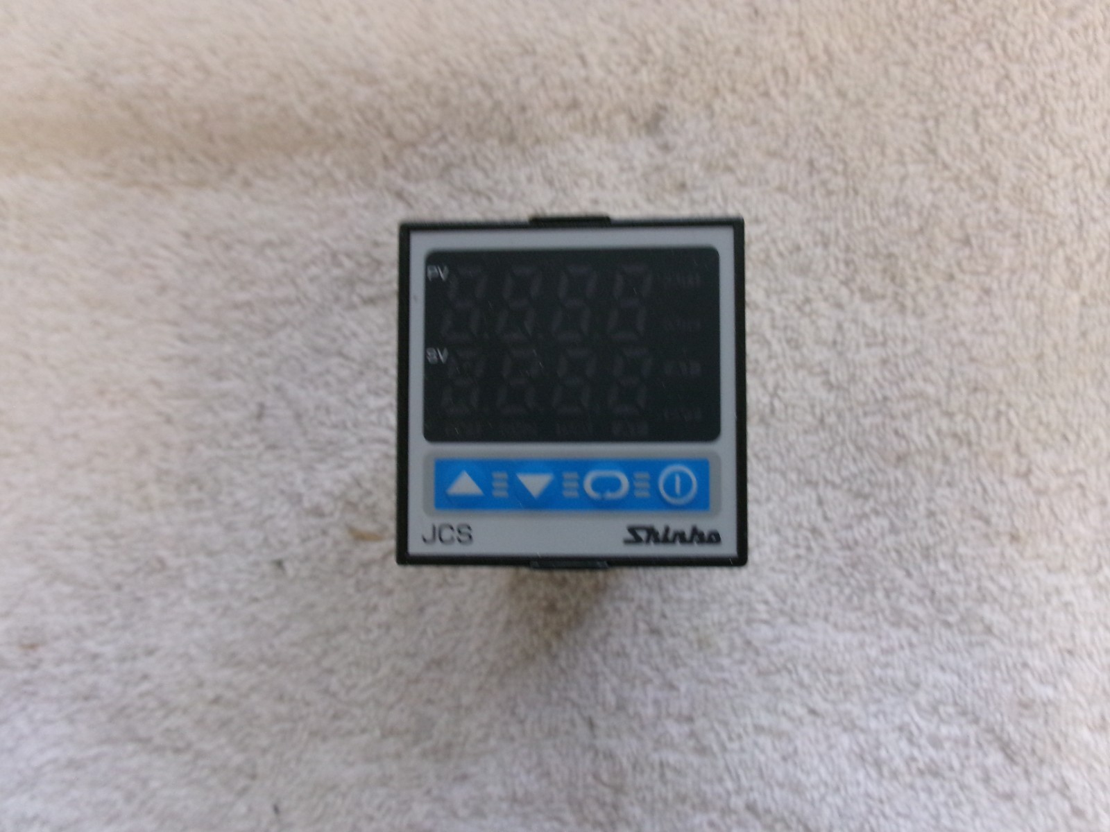 Shinko Technos Temperature Controller 100/240 VAC JCS-33A-R/M BK  JCS-33A-R/M #2