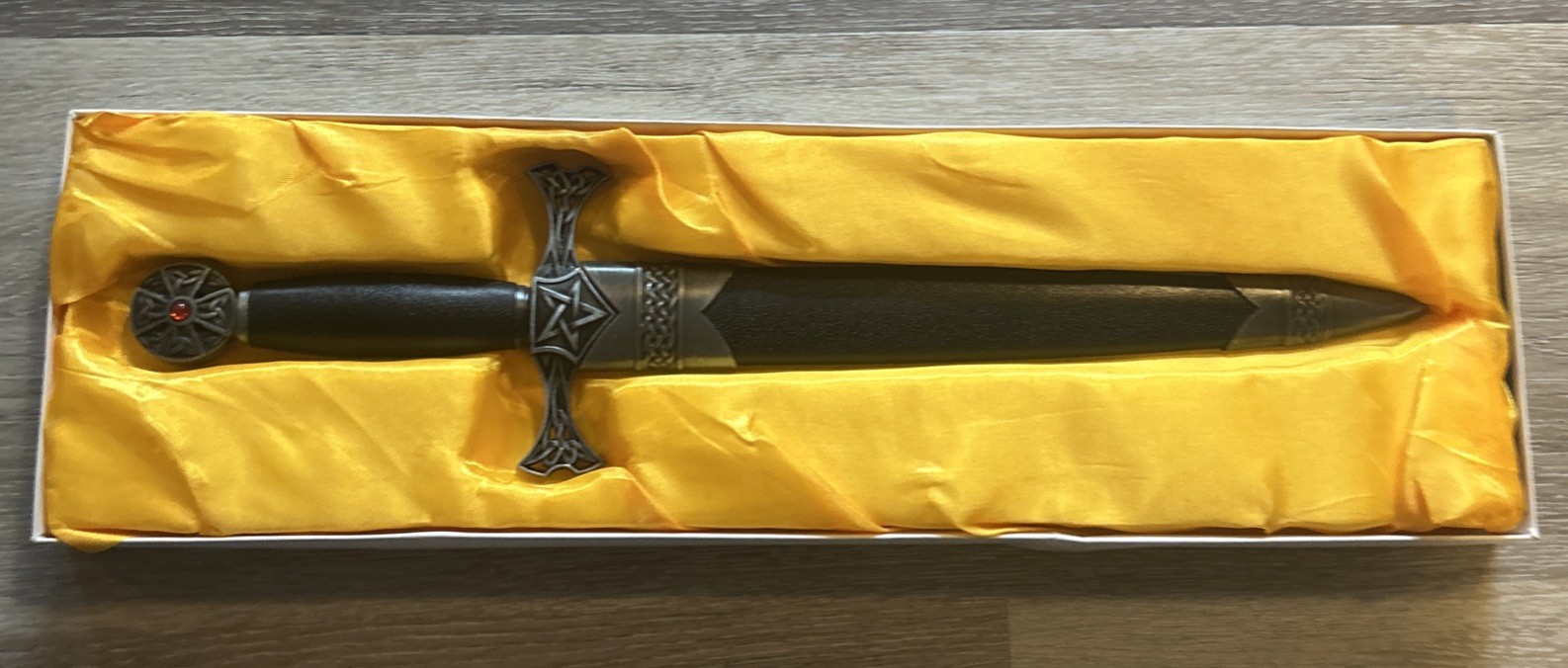 Knotted Celtic Dagger New In Box