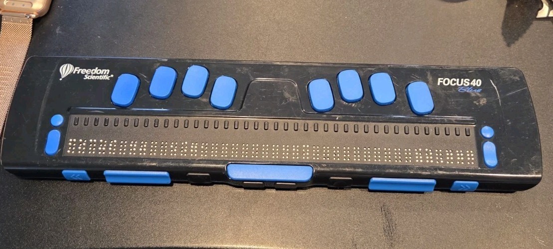Freedom Scientific F40B Focus 40 Blue Braille Display Working