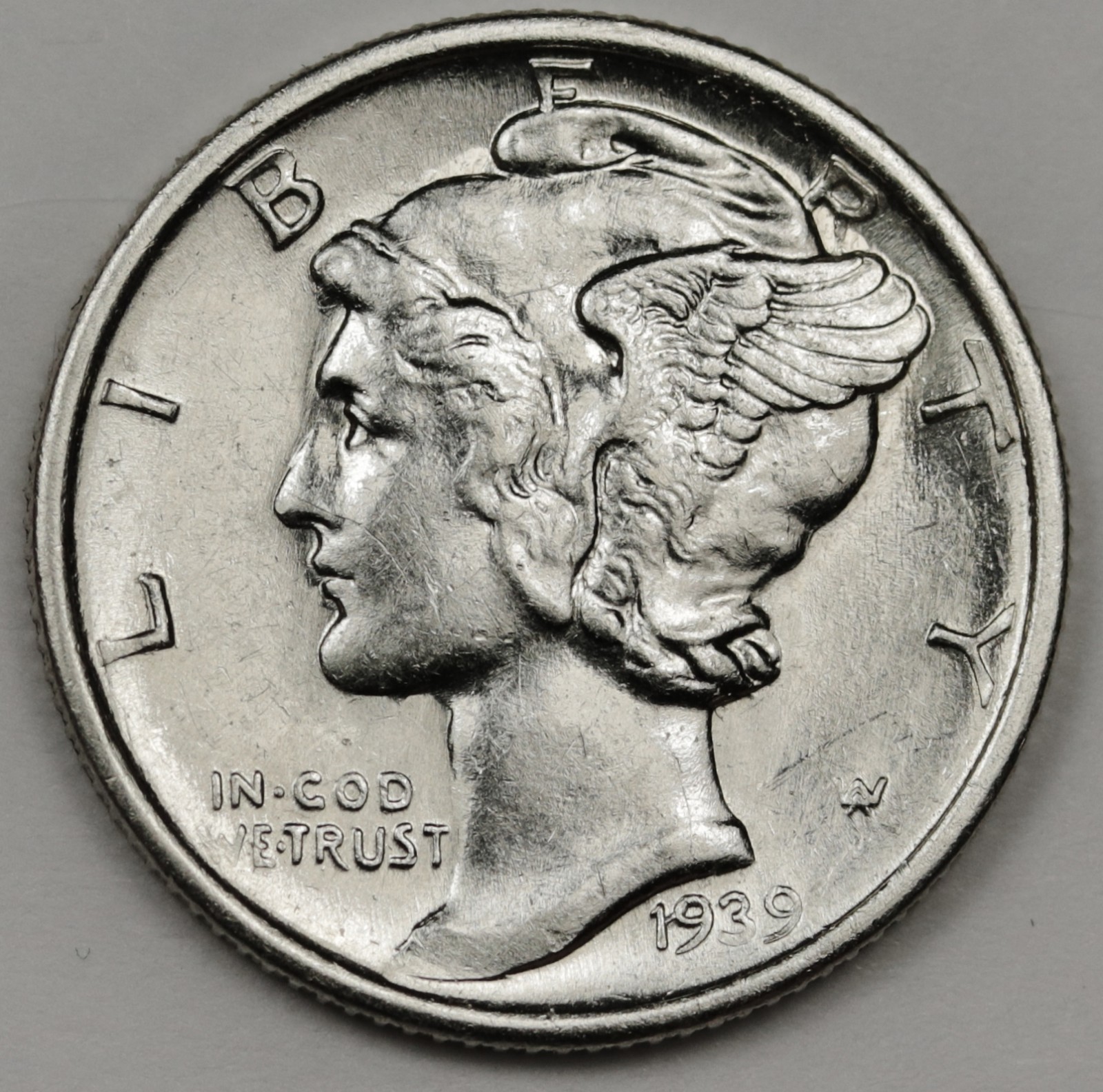 1939-s Mercury Head Dime.  66%Fully Separated Horizontal Bands. Inventory H
