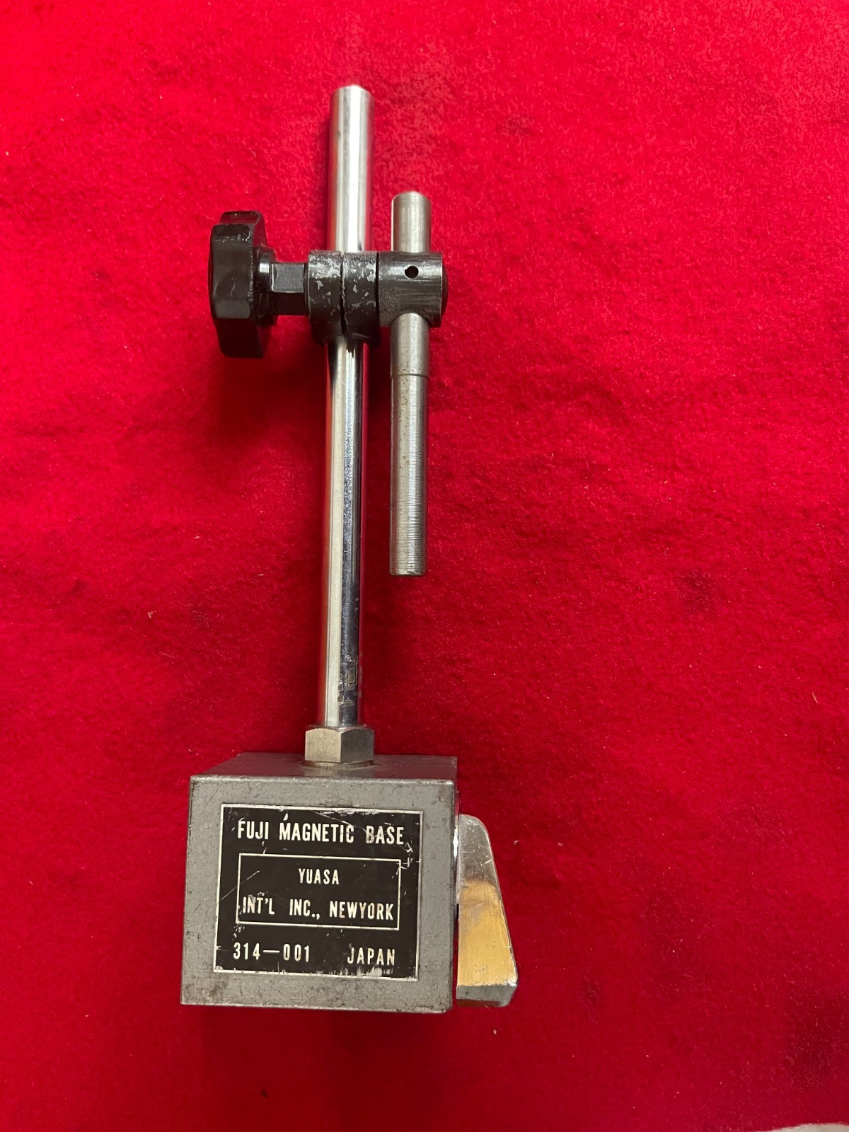 Fuji 314-001 Magnetic Base Indicator Holder with Arm