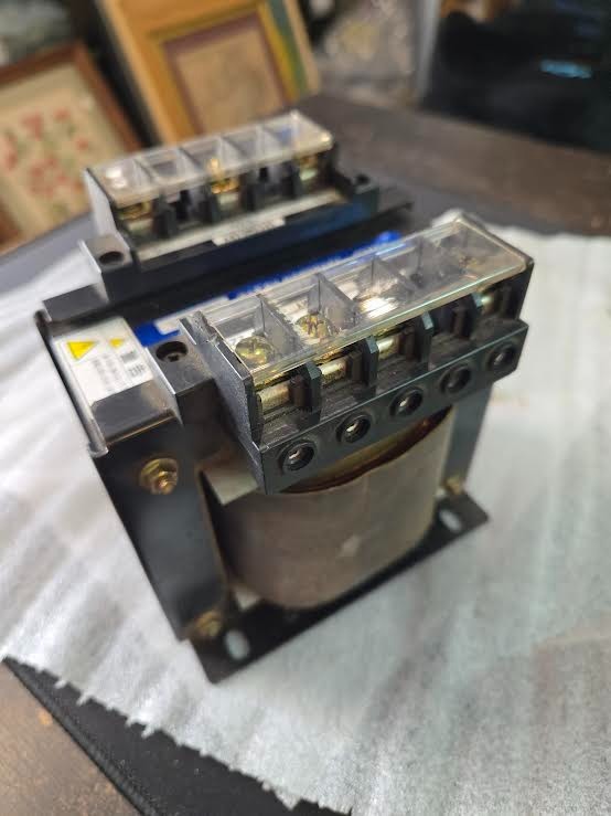 TOGI TRH500-21N 200-220V 500VA Step-Down Transformer NEW SALE IN STOCK USA $175