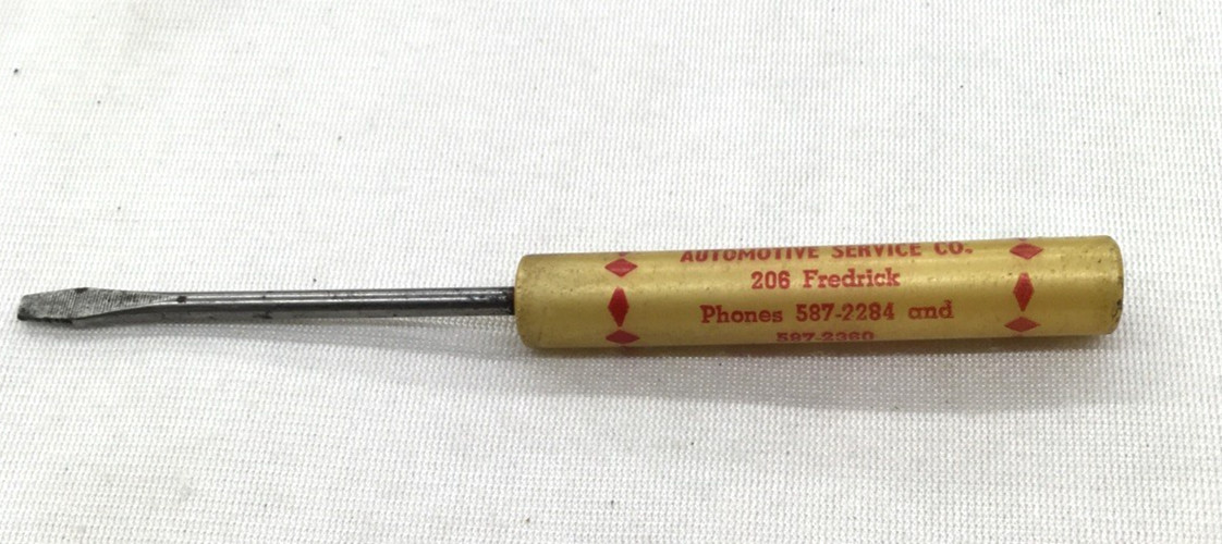Vintage Automotive Service Co. Screw Driver, Martin, Tennessee, 5" Long