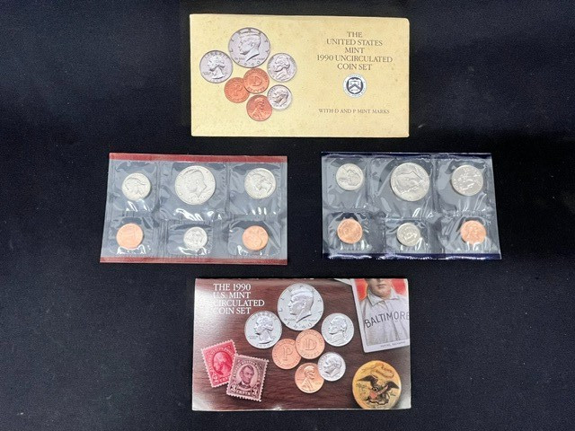 1990 U.S. Mint Uncirculated Coin Set - P & D/OGP (Original Government Packaging)