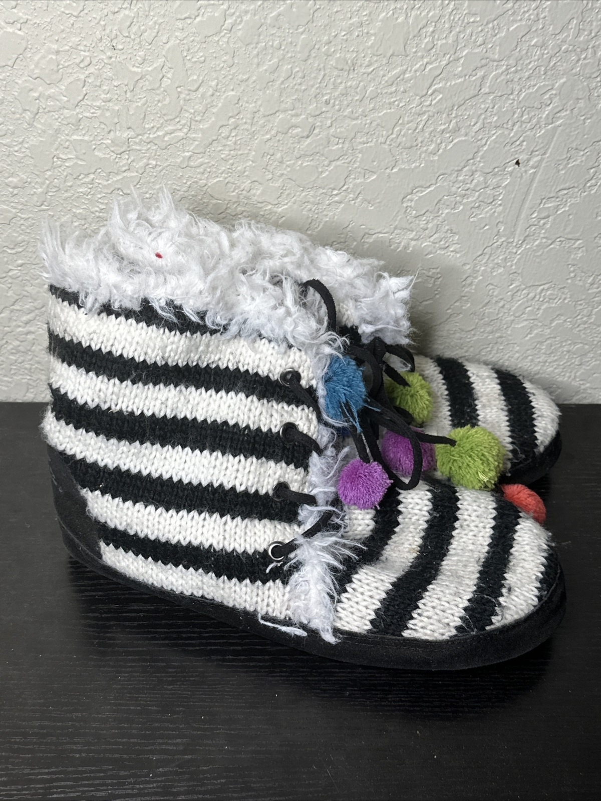 Mike LuKs Bootie Juno Slippers Zebra Sripes XL 11-12