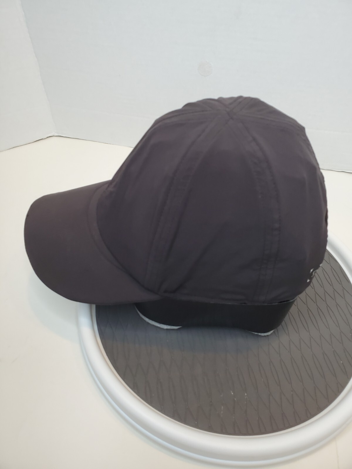 Lululemon Hat Adjustable Breathable Black Baseball Cap Unisex SEE READ