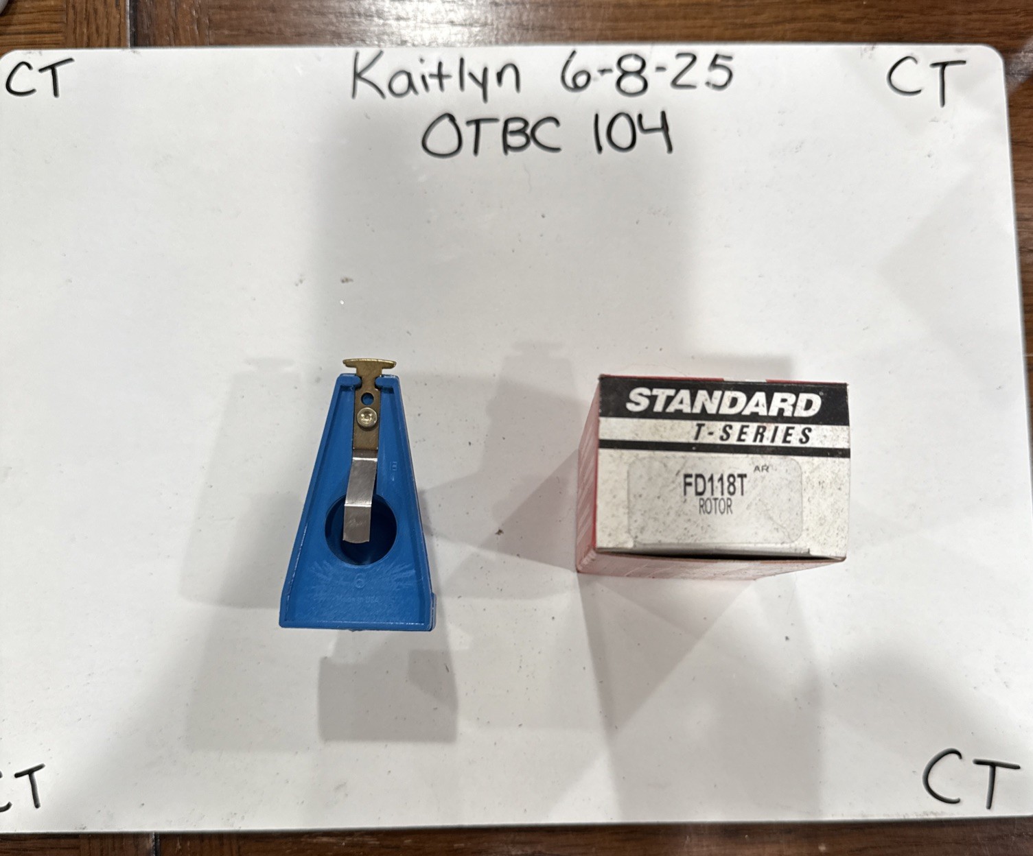 NOS Standard T-Series FD118T Distributor Rotor
