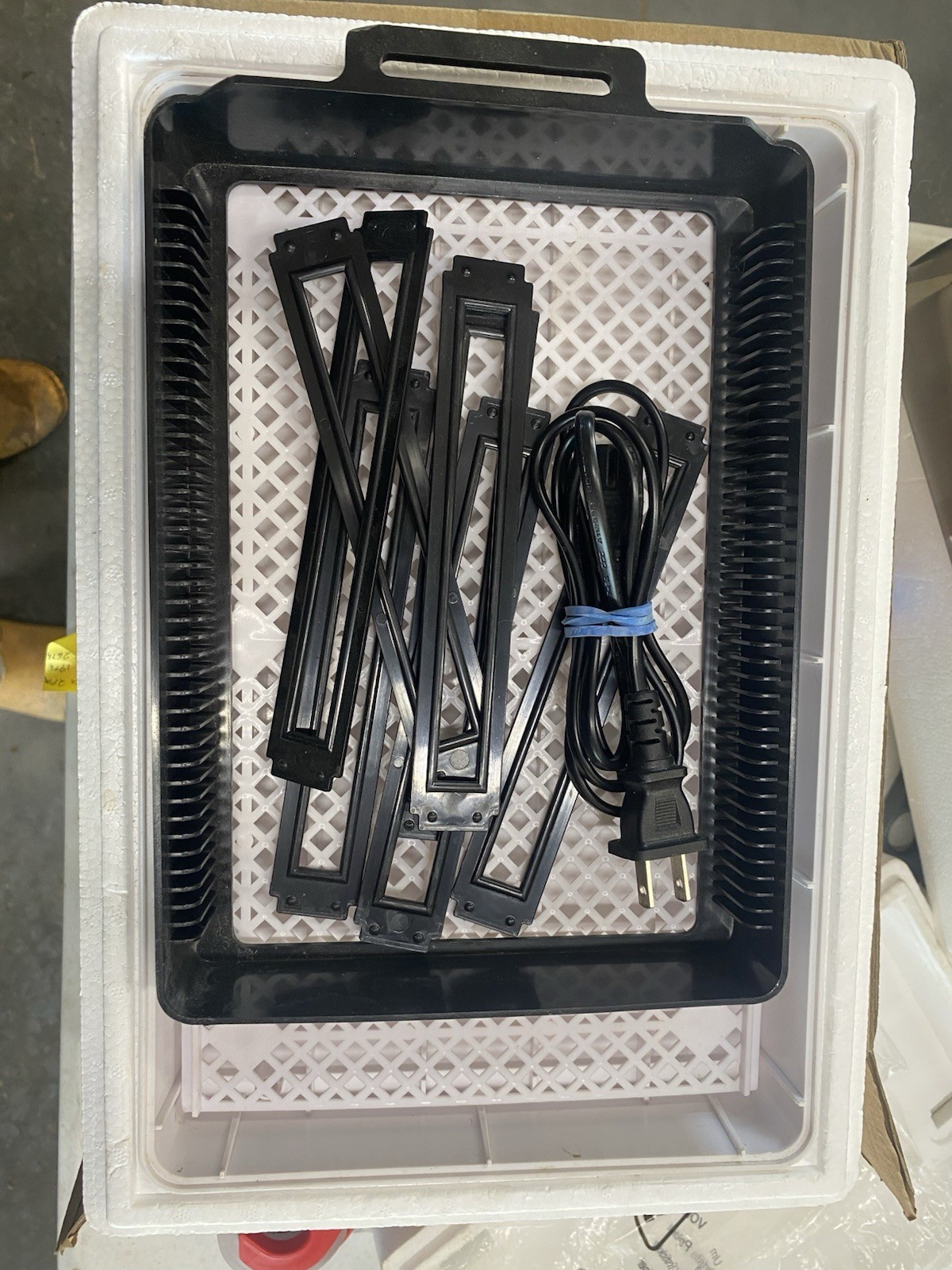 HHD 12 Egg Digital Incubator
