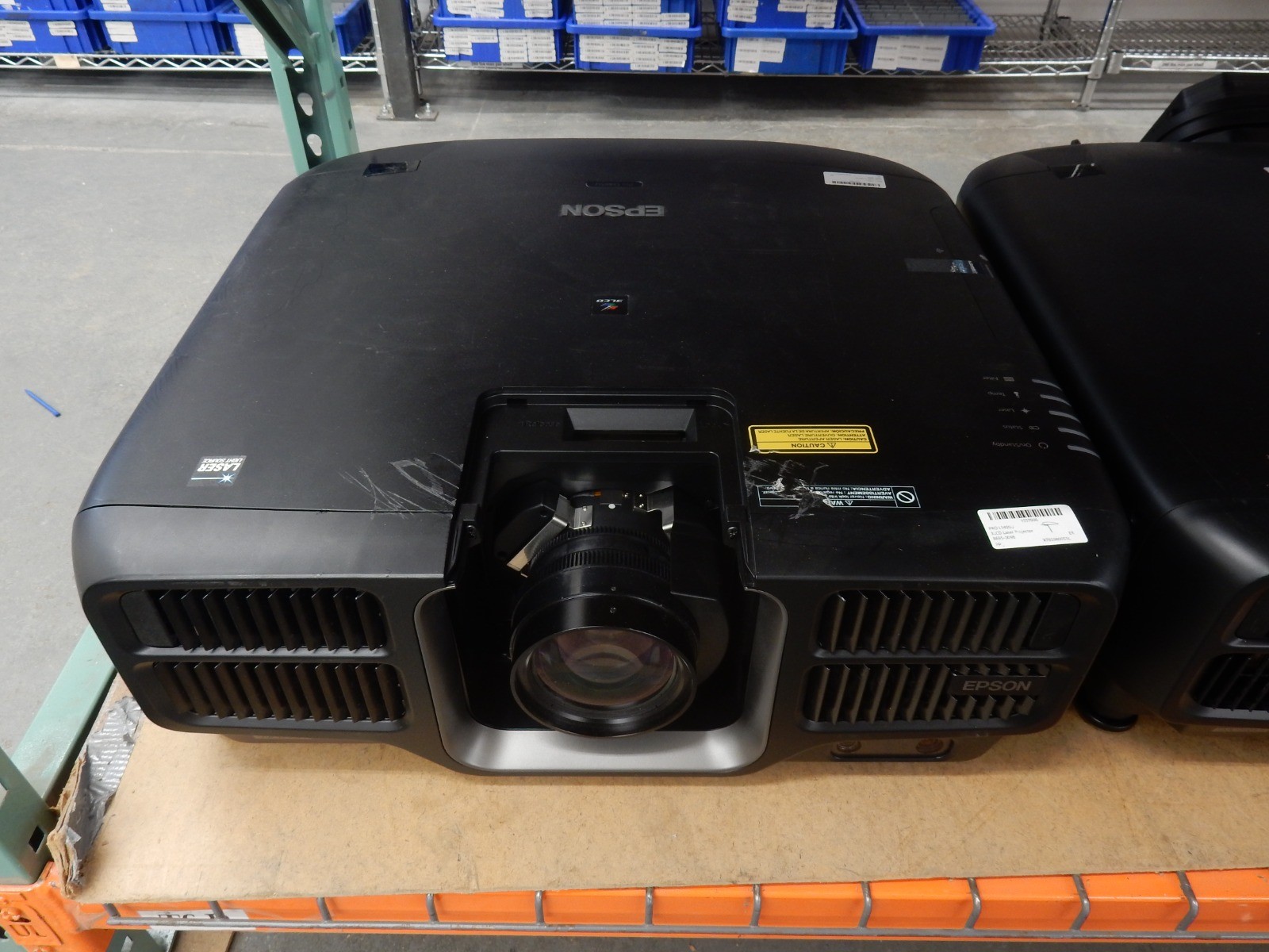 EPSON PRO L1495U 3LCD Laser Projector  ELPLM15  Lens
