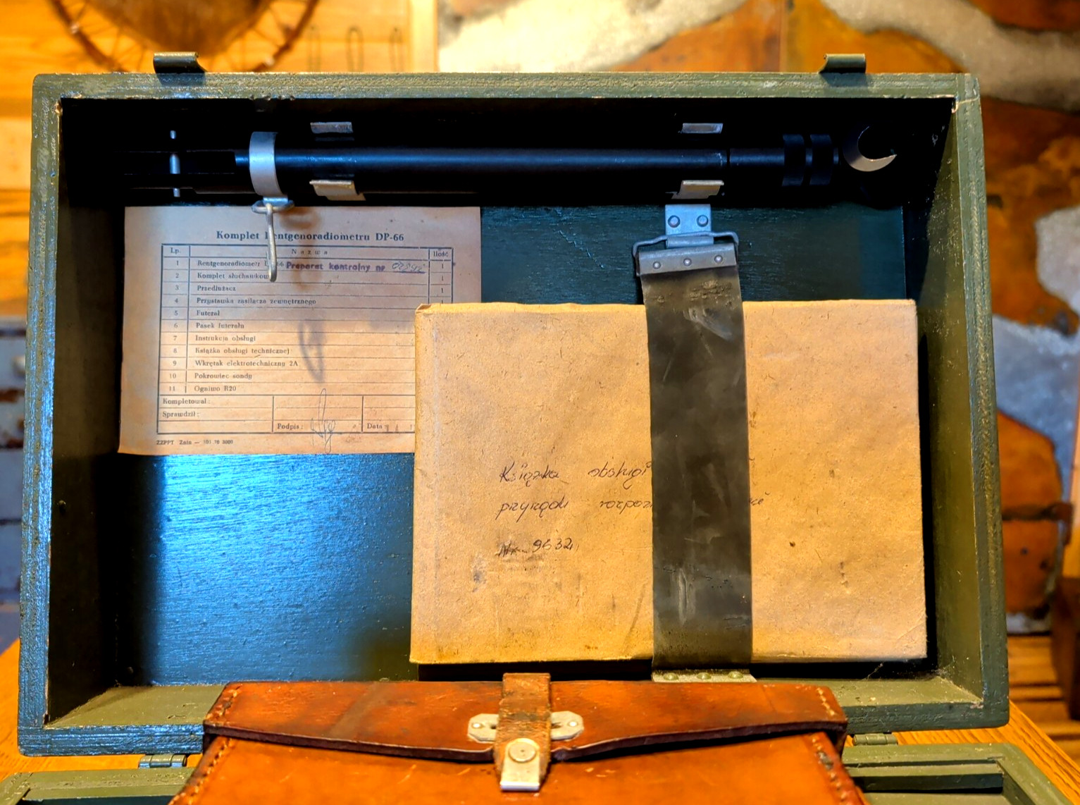 Vintage Cold War Polish Geiger Counter Dedector DP-66
