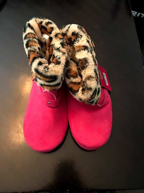 NEW Youth Pink with Leopard Print Cuff S (5/6). Warm Kid Boy Girl. NWT