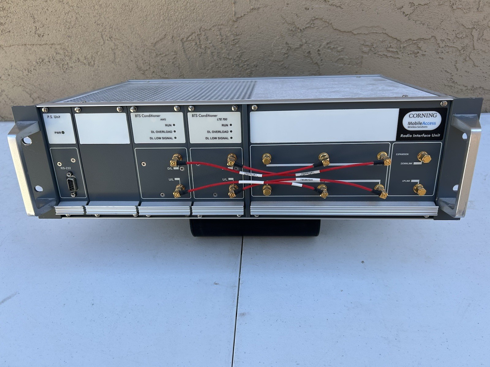 Corning MobileAccess Radio Interface Unit (RIU) Rackmount Module