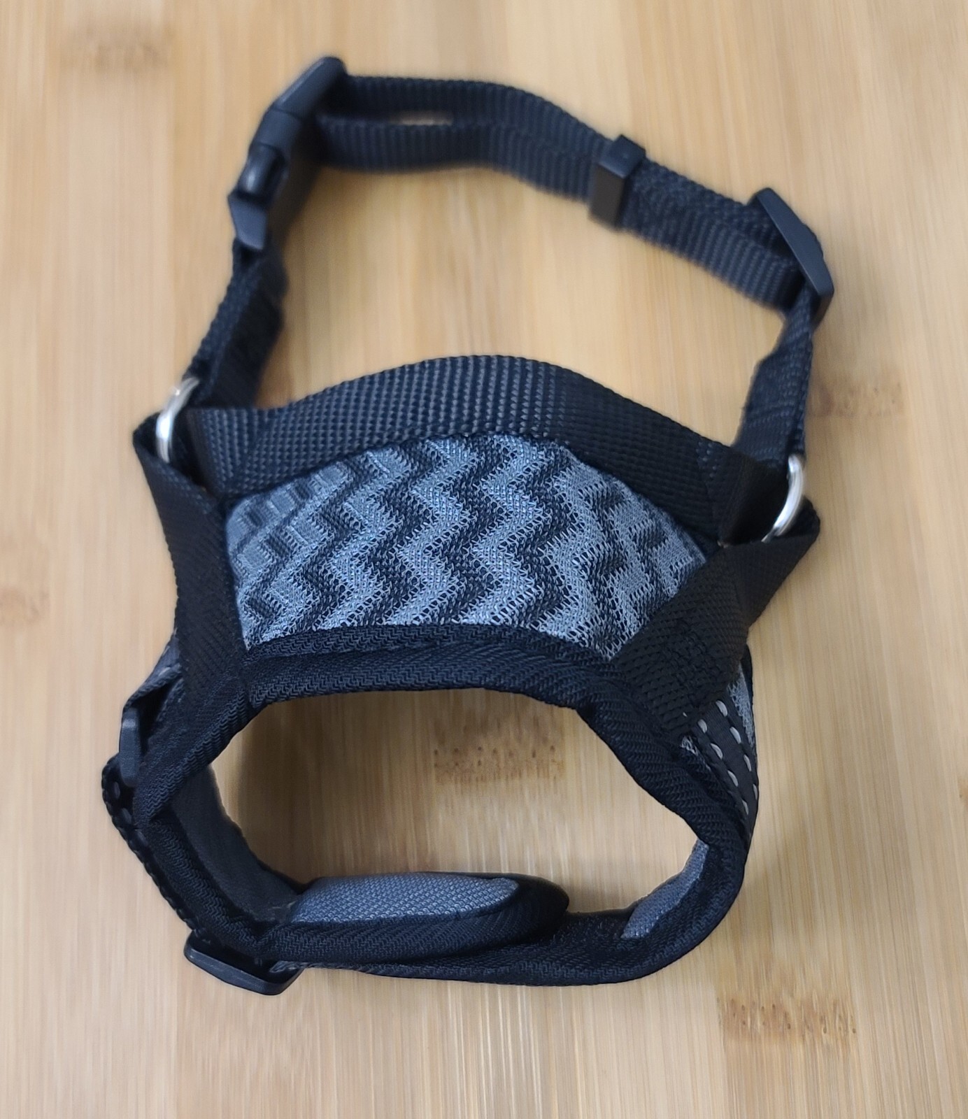 Dog Muzzle, Soft Pet Muzzle anti Biting, Barking, Chewing & Breathable - Medium