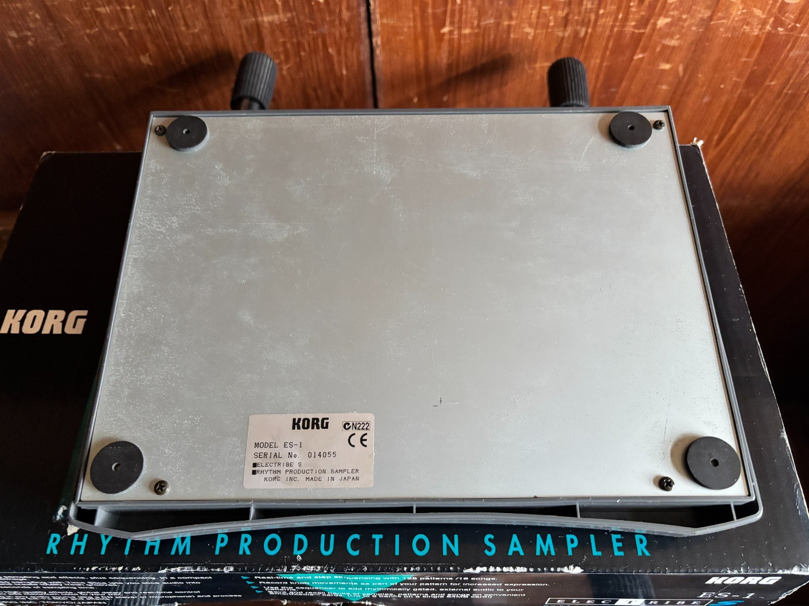 Korg ElecTribe S ES-1 ES1 Sampler Drum Machine Sequencer w/ box