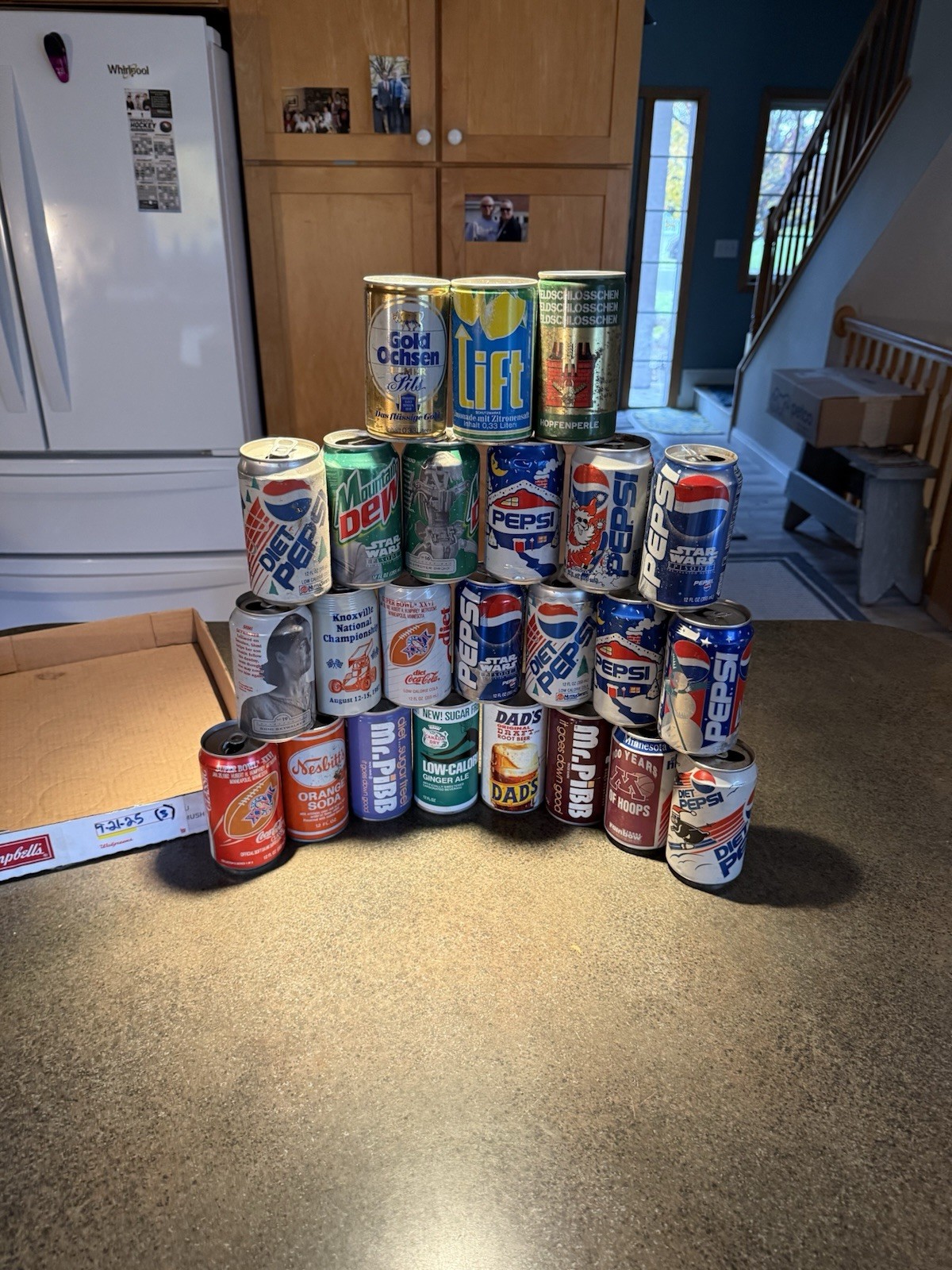 OLD SODA 🥤 CAN LOT OF See Pictures DENTS,HOLES, RUST ECT….. Lot #92125(1)