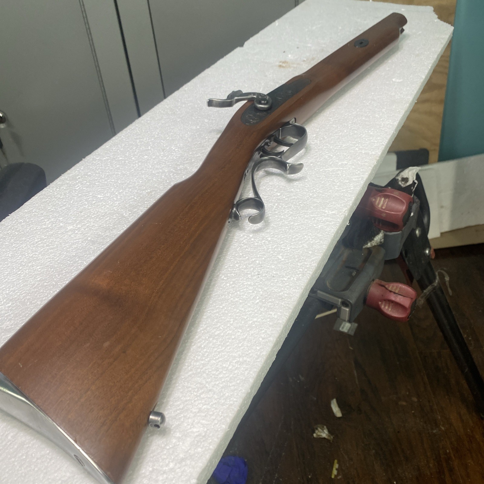 Thompson center complete renegade stock with ramrod.