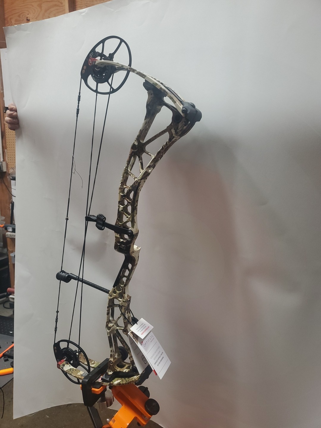 Bowtech Revolt RH 70# Subalpine