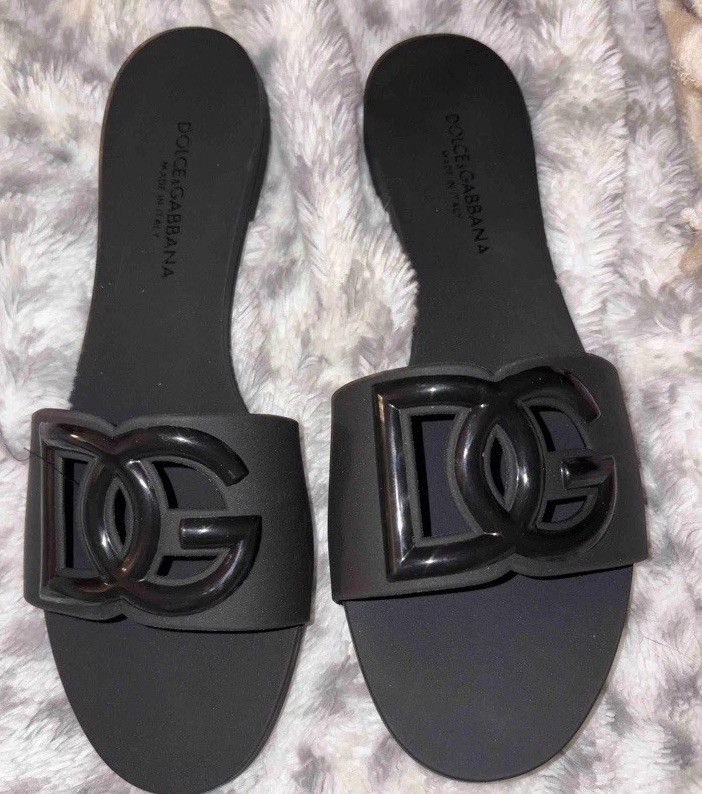 Dolce & Gabbana Rubber Slides Size 9