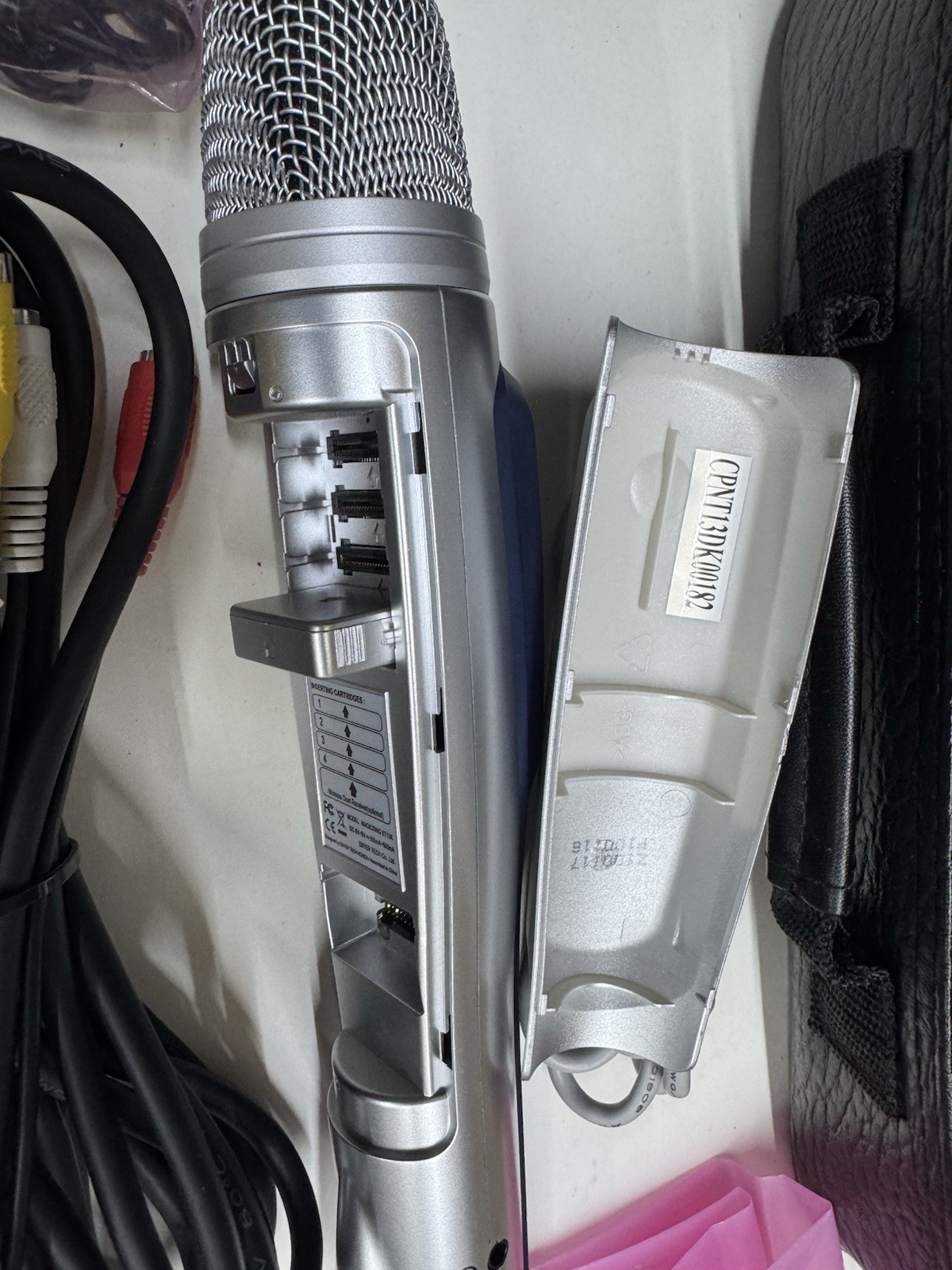 MAGIC SING Karaoke Microphone With Cables, Adapter, Bag & Book