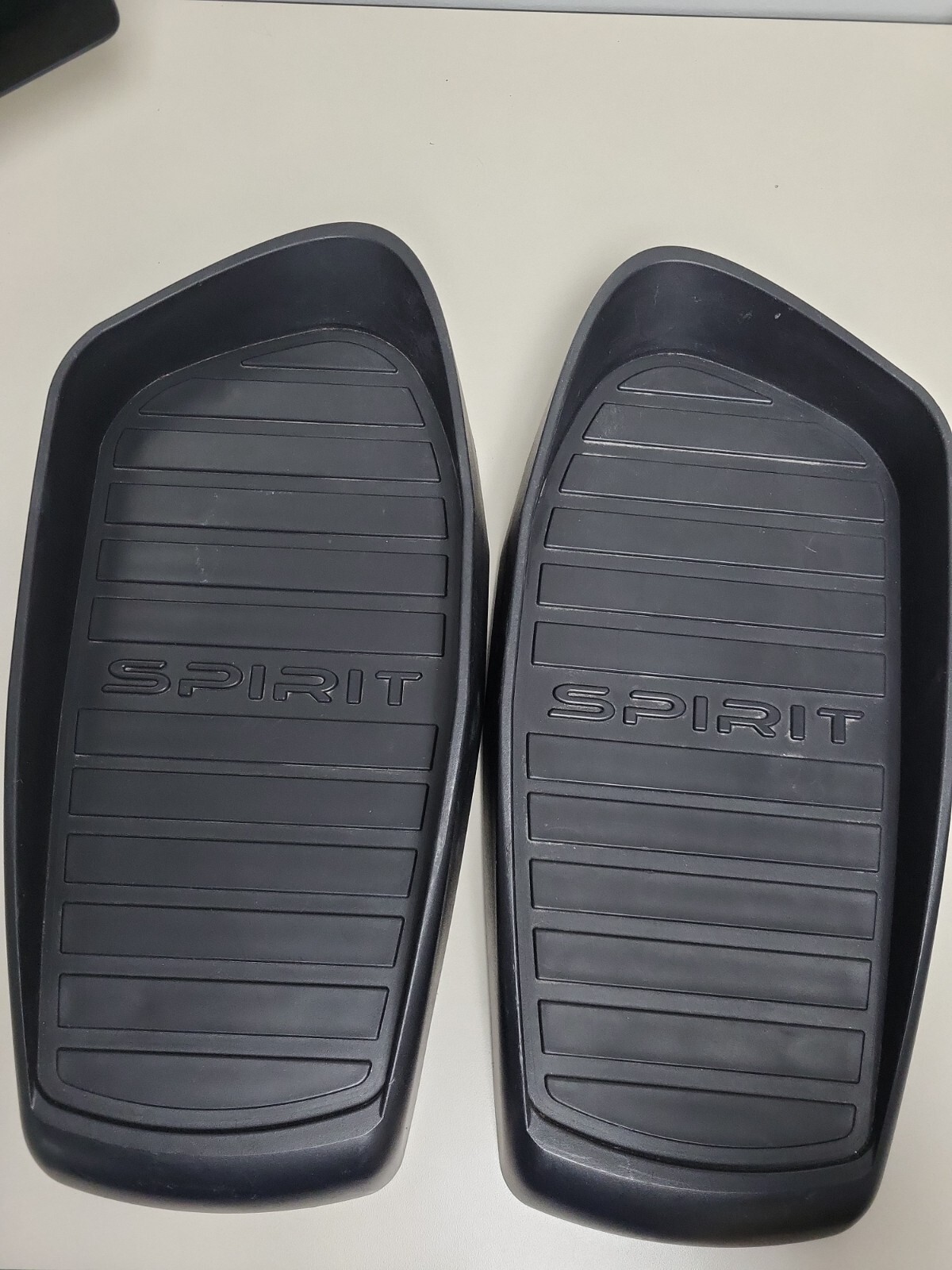 Spirit XE 125 Elliptical Pedals Left & Right (101)