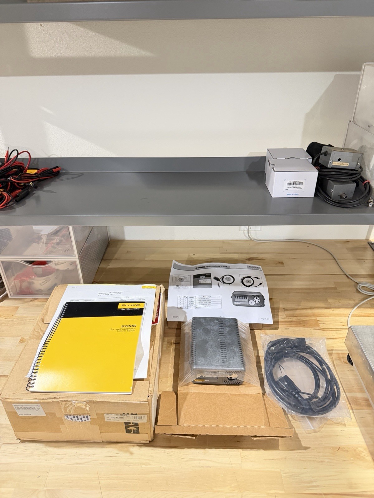 FLUKE CALIBRATION 9100S DRY WELL TEMPERATURE CALIBRATOR FREE SHIPPING