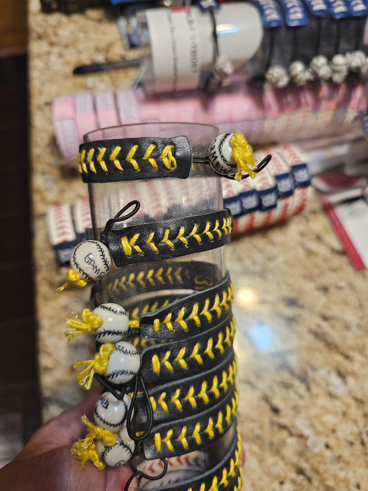 PITTSBURGH PIRATES BLACK MLB BASEBALL BRACELET LEATHER