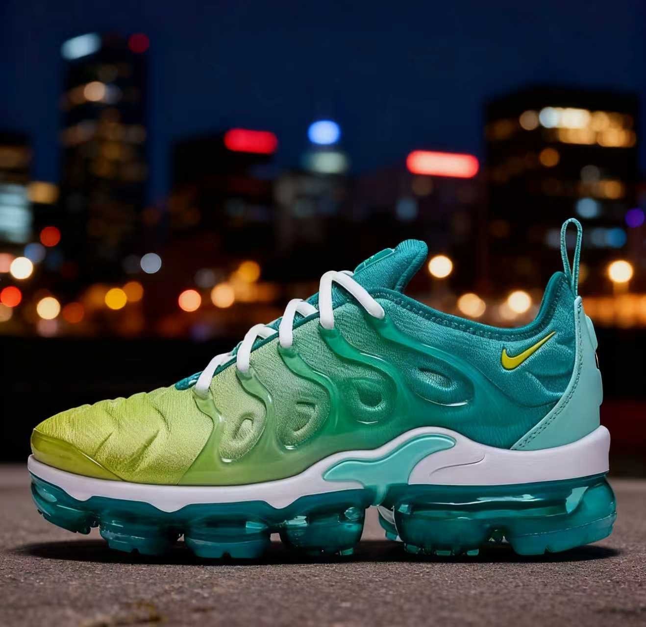 New Nike air vapormax plus Men's Light Green Casual Comfort Sneakers, US 7-13-