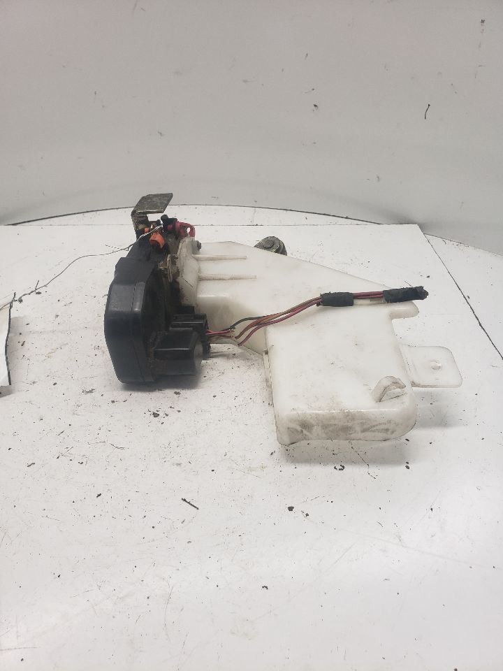 2003 Door Lock Actuator 2003 LIBERTY Door Lock Actuator OEM