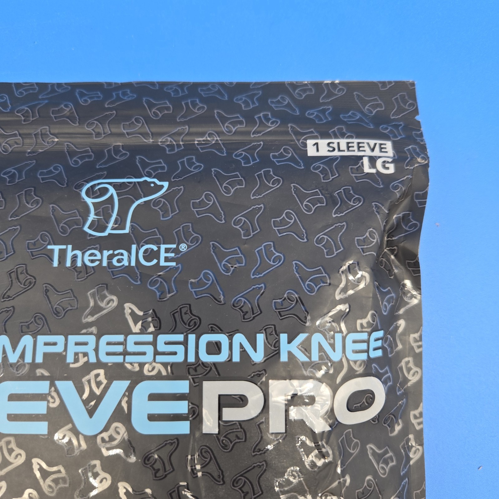 TheralCE Cold Compression Knee Sleeve PRO Large Black Reusable Ice Pack Wrap