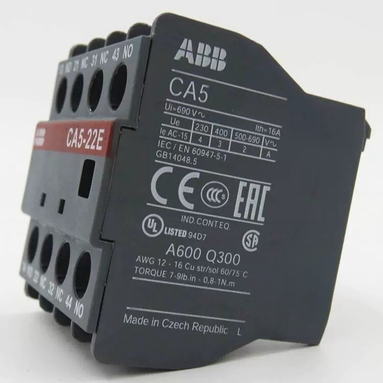 1/pieces NEW ABB AC Contactor Auxiliary Contact CA5-22E 2NC 2NO