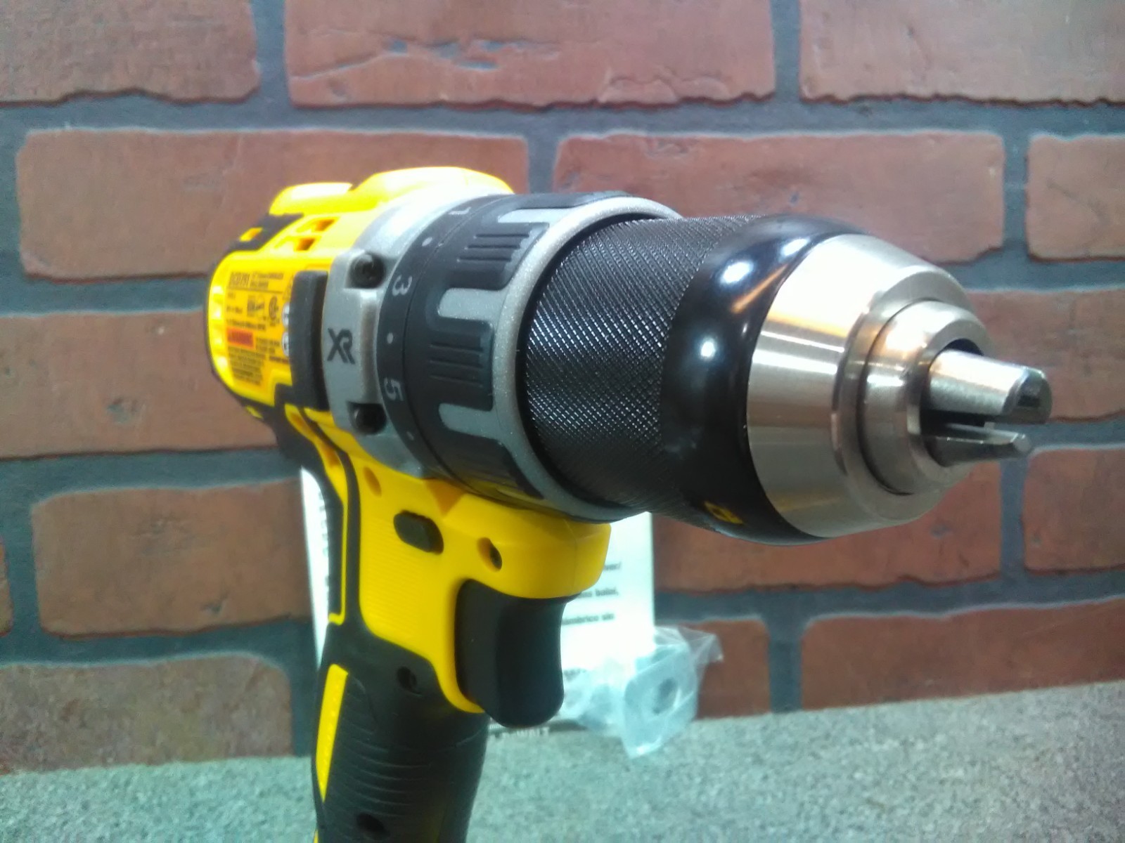 Dewalt DCD791 20V MAX XR Brushless 1/2" Drill Driver-***NEW***