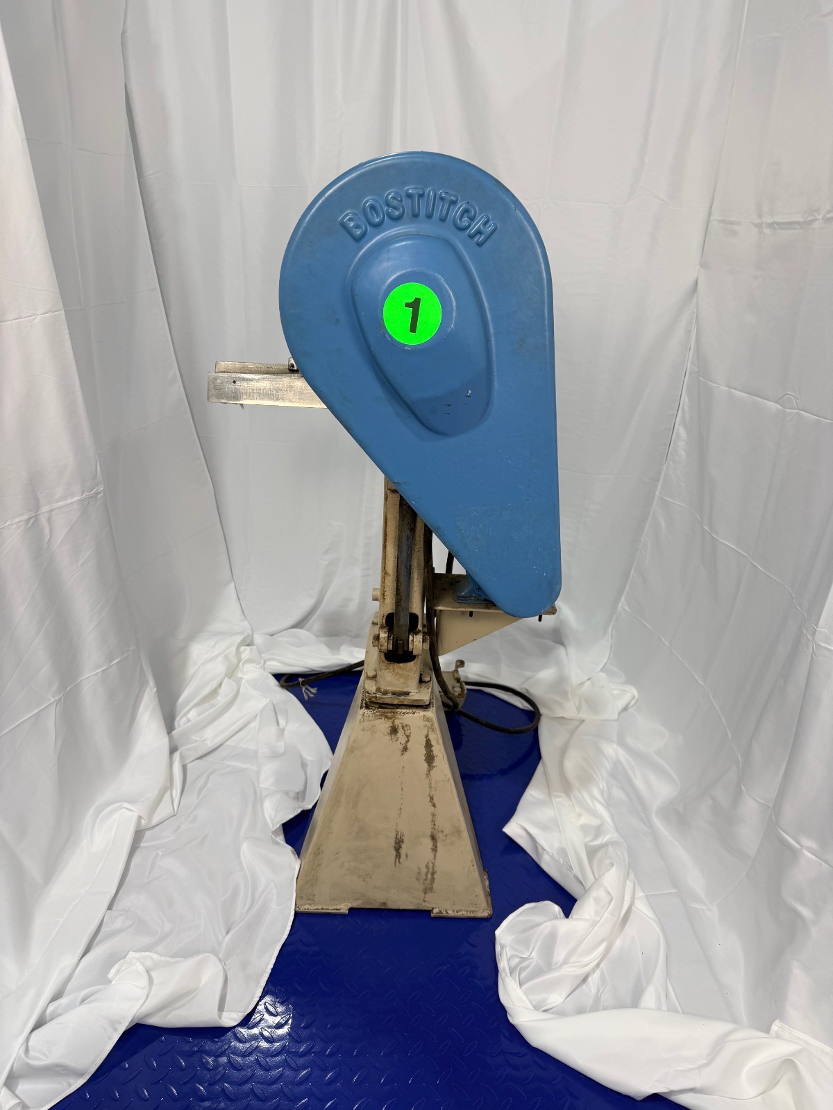 Bostitch Textron #7 AW heavy duty wire stitcher