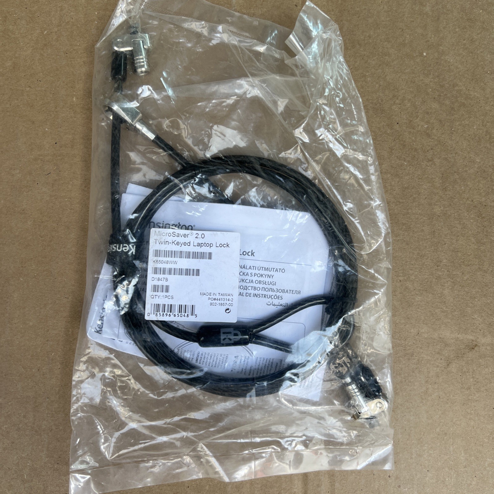 Kensington K65048WW MicroSaver 2.0 Keyed Twin Laptop Lock - Black
