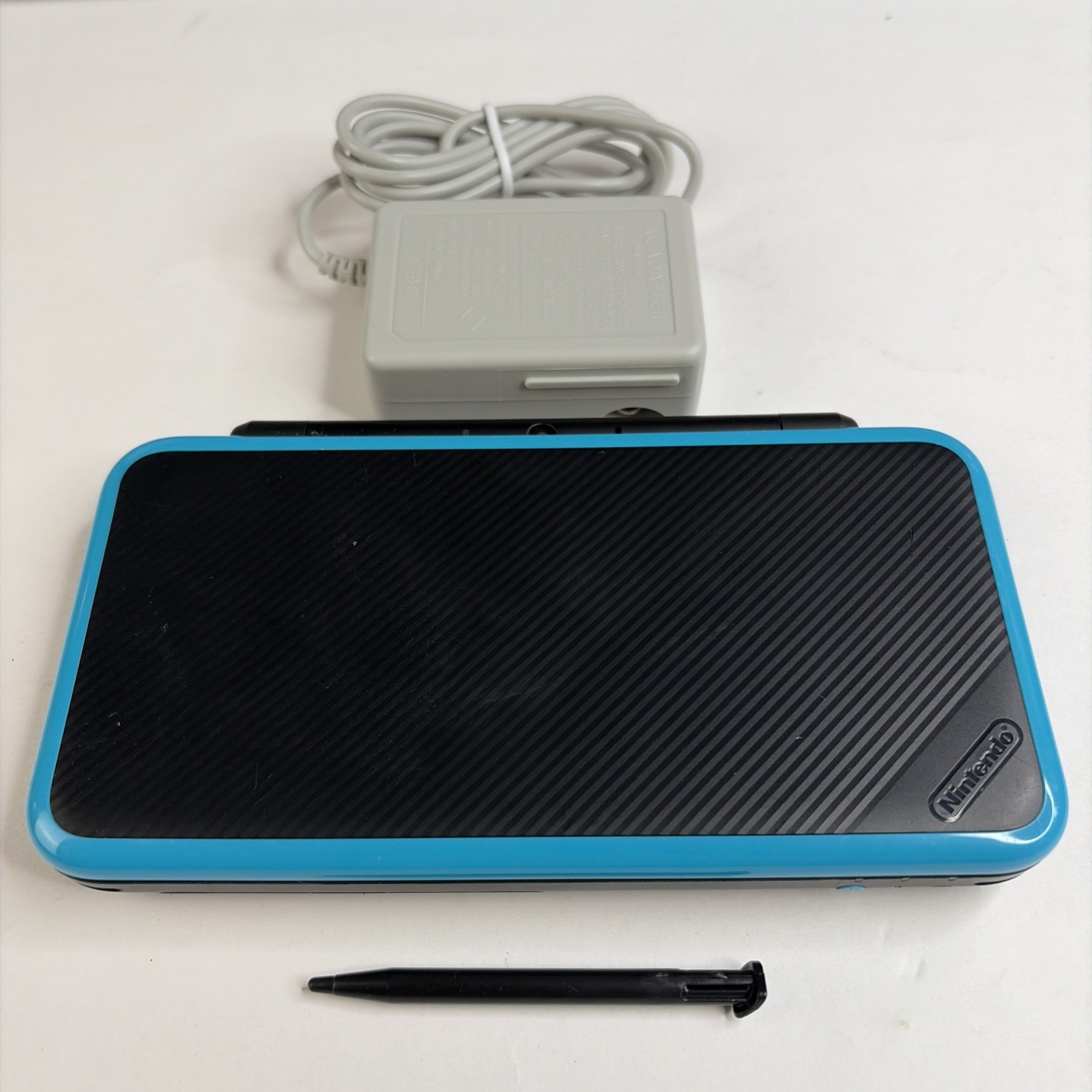 Nice! New Nintendo 2DS XL Console - Blue Black W Charger Stylus US Model