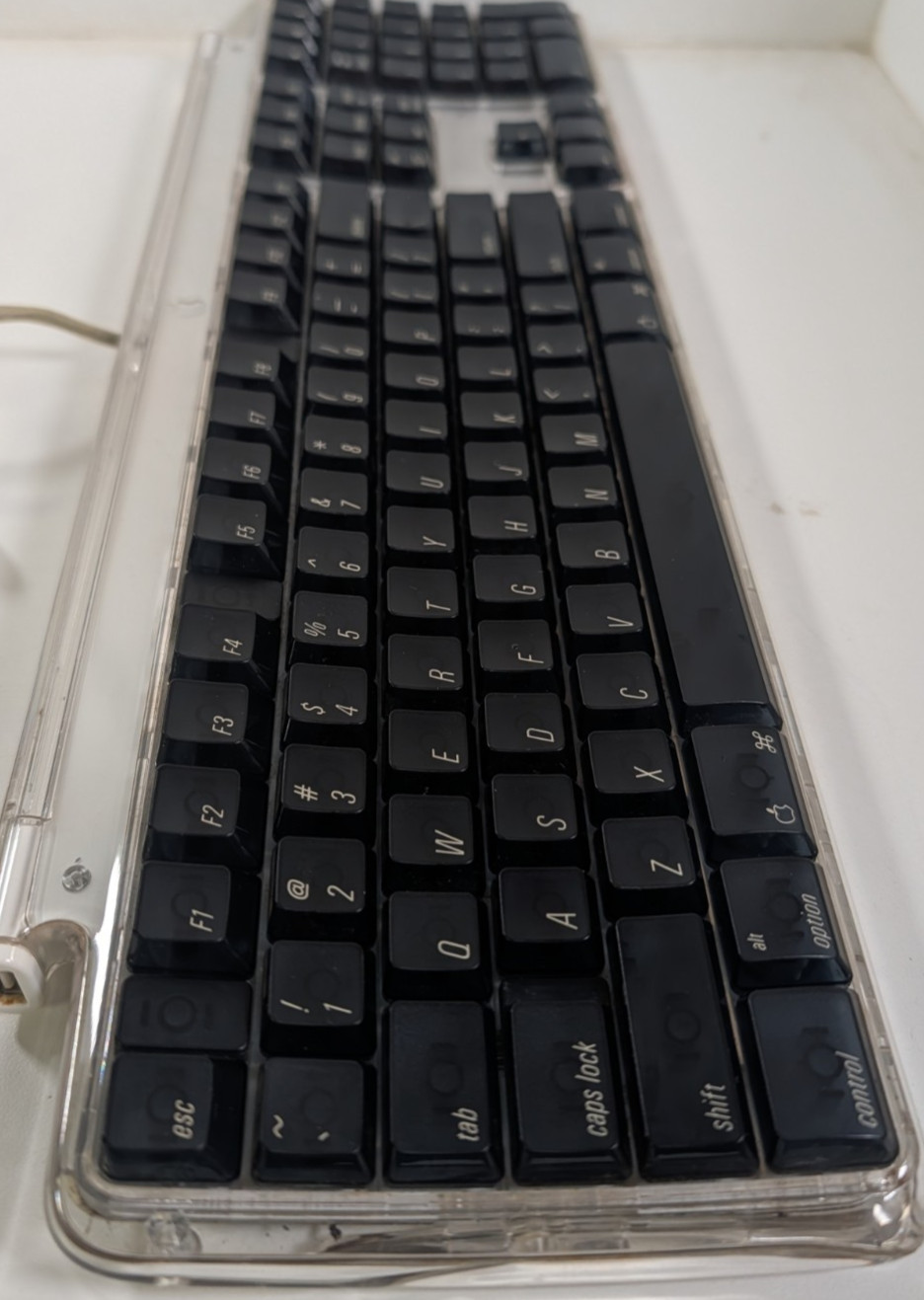 VTG Apple Pro Keyboard Wired USB Black Clear Tested Working M7803 2000