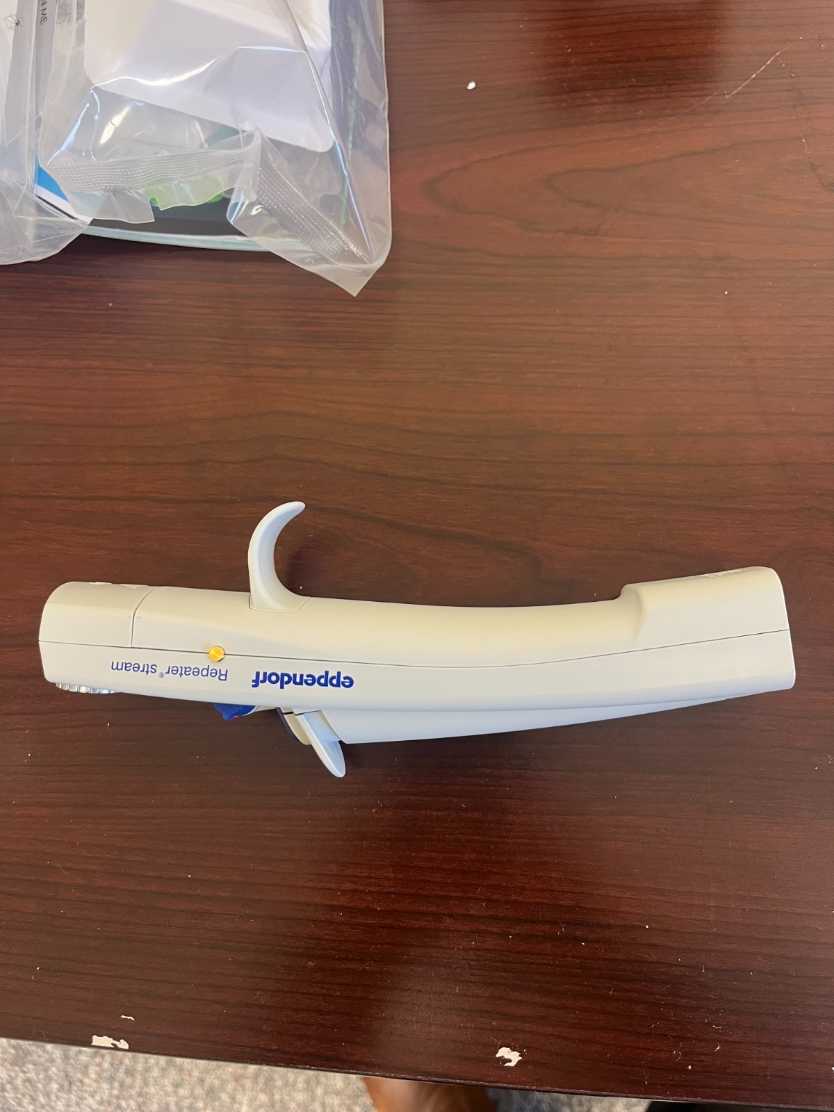 Eppendorf Repeater Stream Electronic Digital Pipette