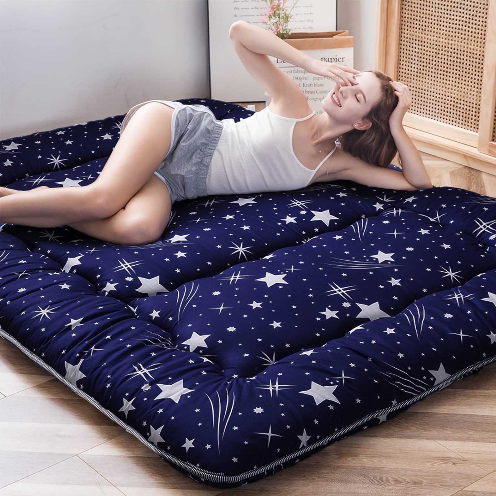 MAXYOYO Navy Starry Sky Japanese Futon Mattress, Twin, Vivid-starry