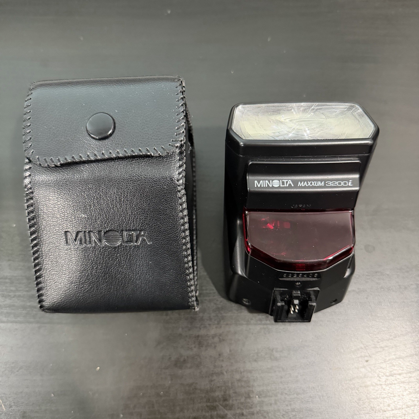 Konica Minolta Maxxum 3200I Shoe Mount Flash with Carrying Case TESTED