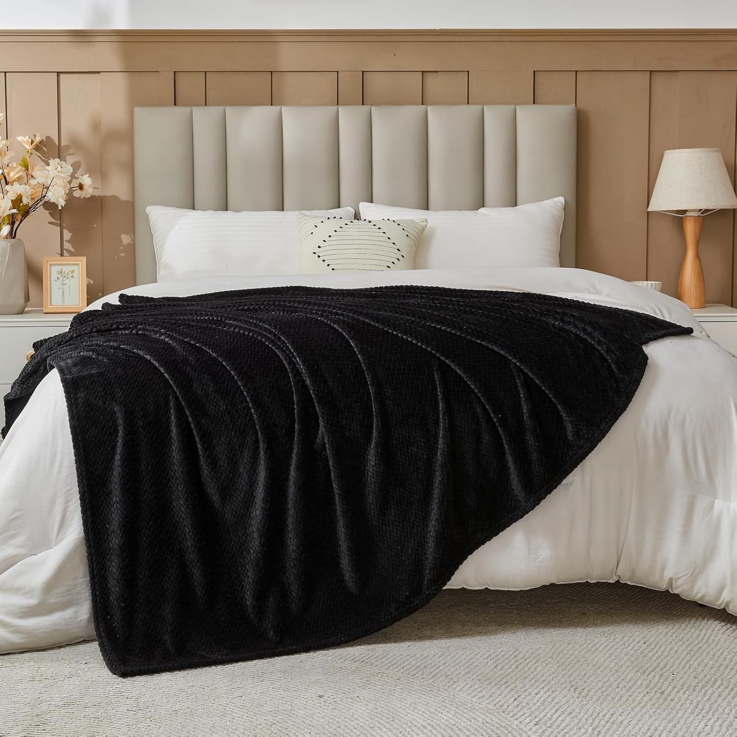 Super Soft Queen Blanket Black Premium Silky Flannel Fleece Leaves Pattern