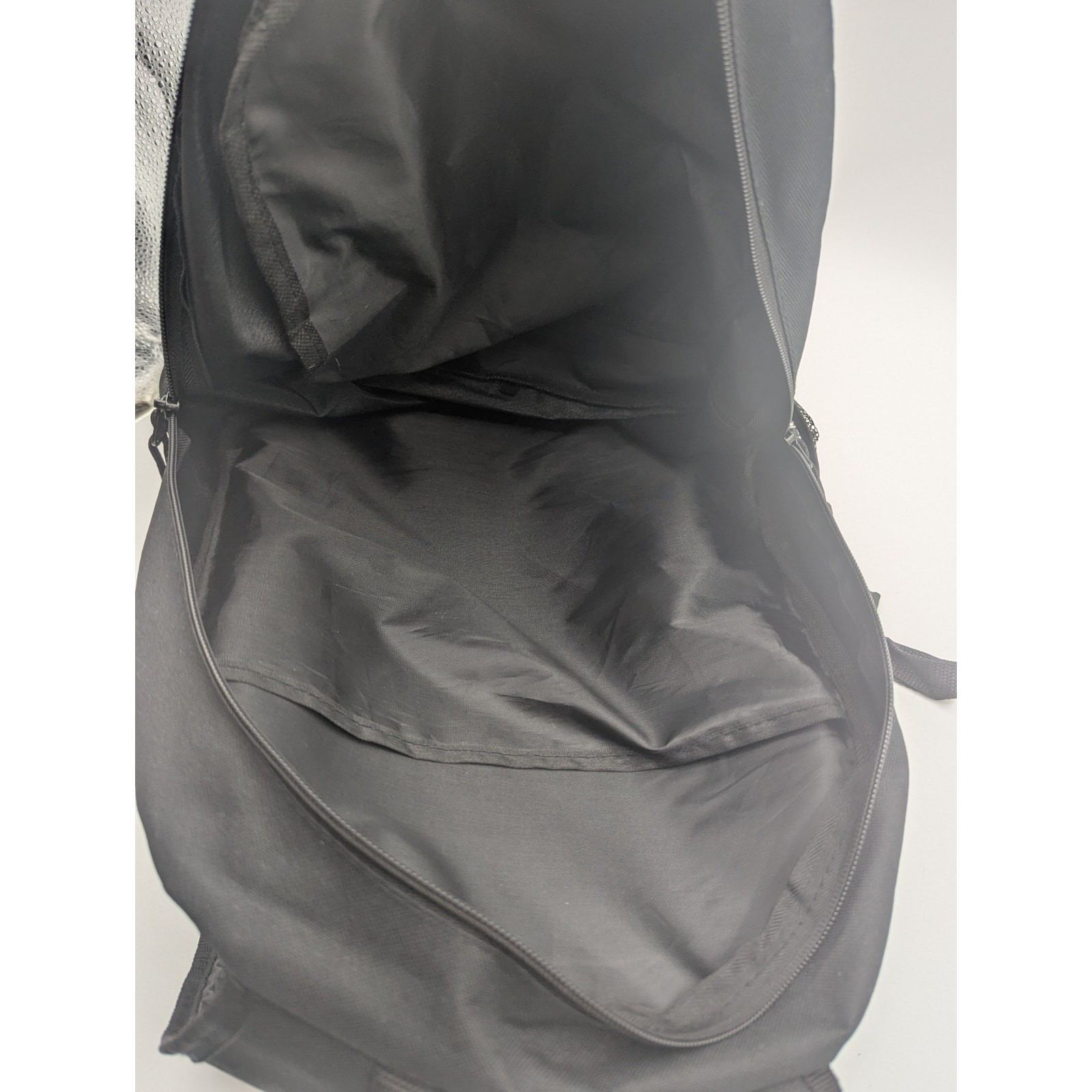 Honda Passport 2 Strap Zip Up Backpack Black/White bag