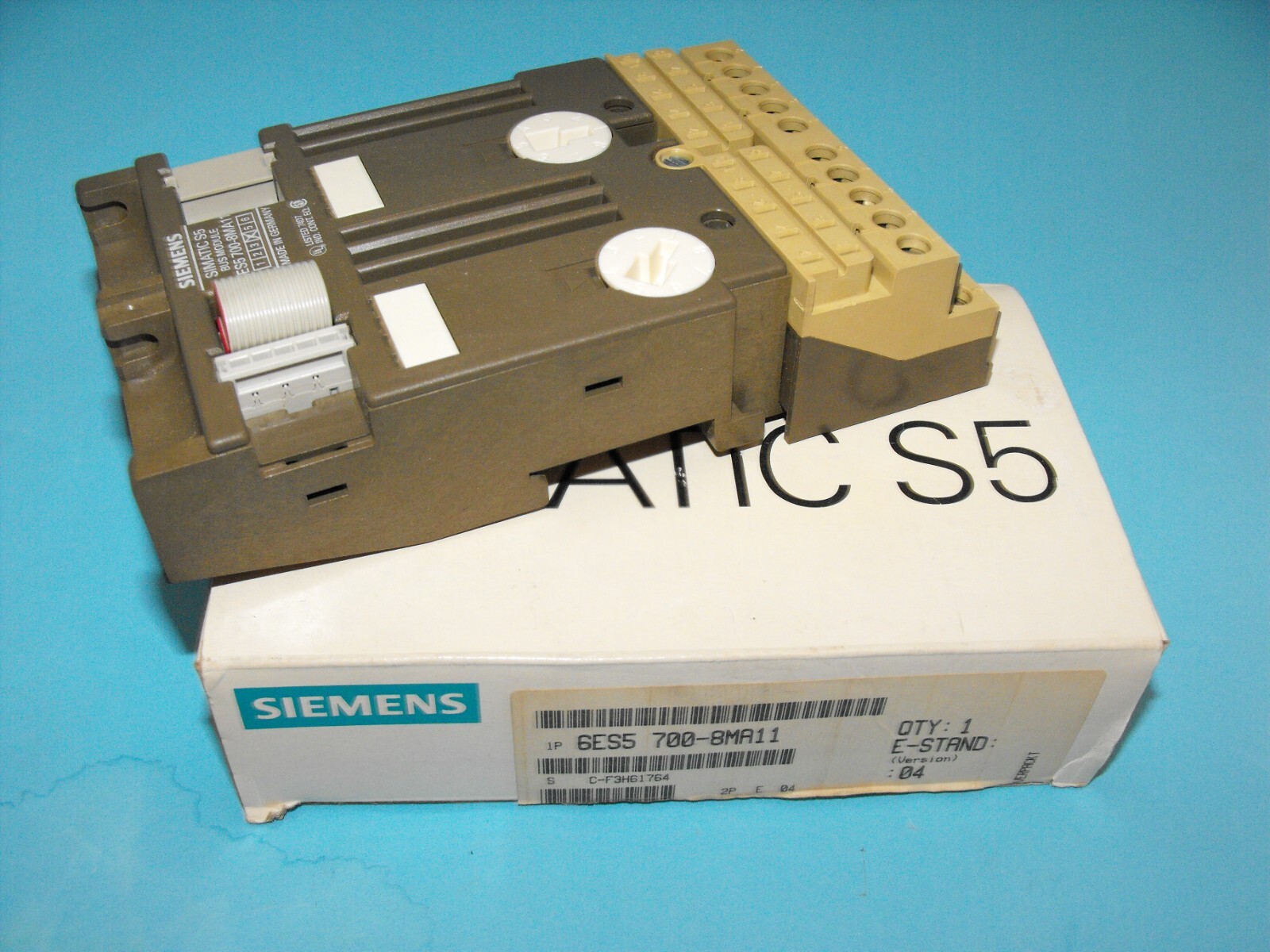 Siemens 6ES5-700-8MA11.6ES57008MA11 Siemens simatic S5 bus module.USED.