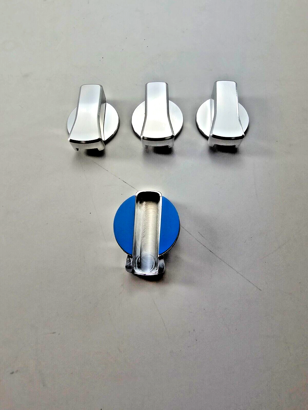2005-09 MUSTANG DESIGNER BILLET AC KNOBS & HEADLIGHT SWITCH PACKAGE SATIN