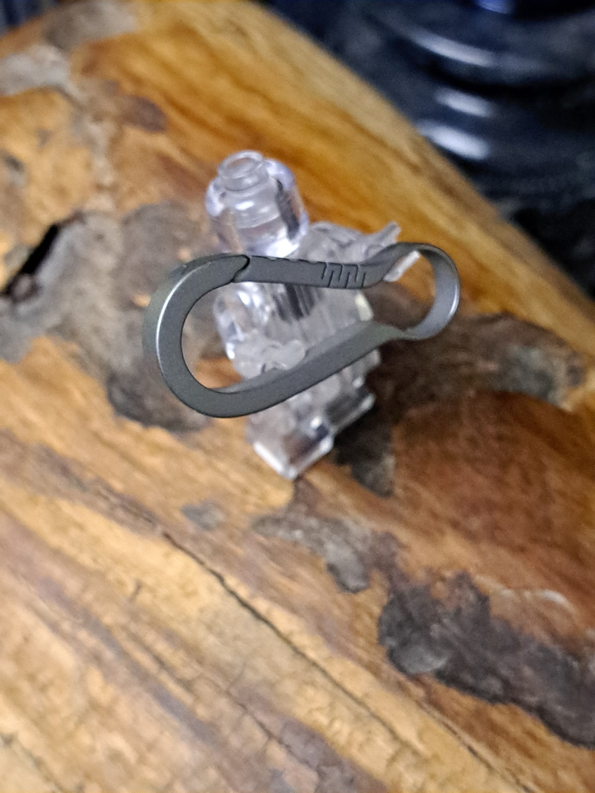 Pro Mini Series Titanium Carabiner