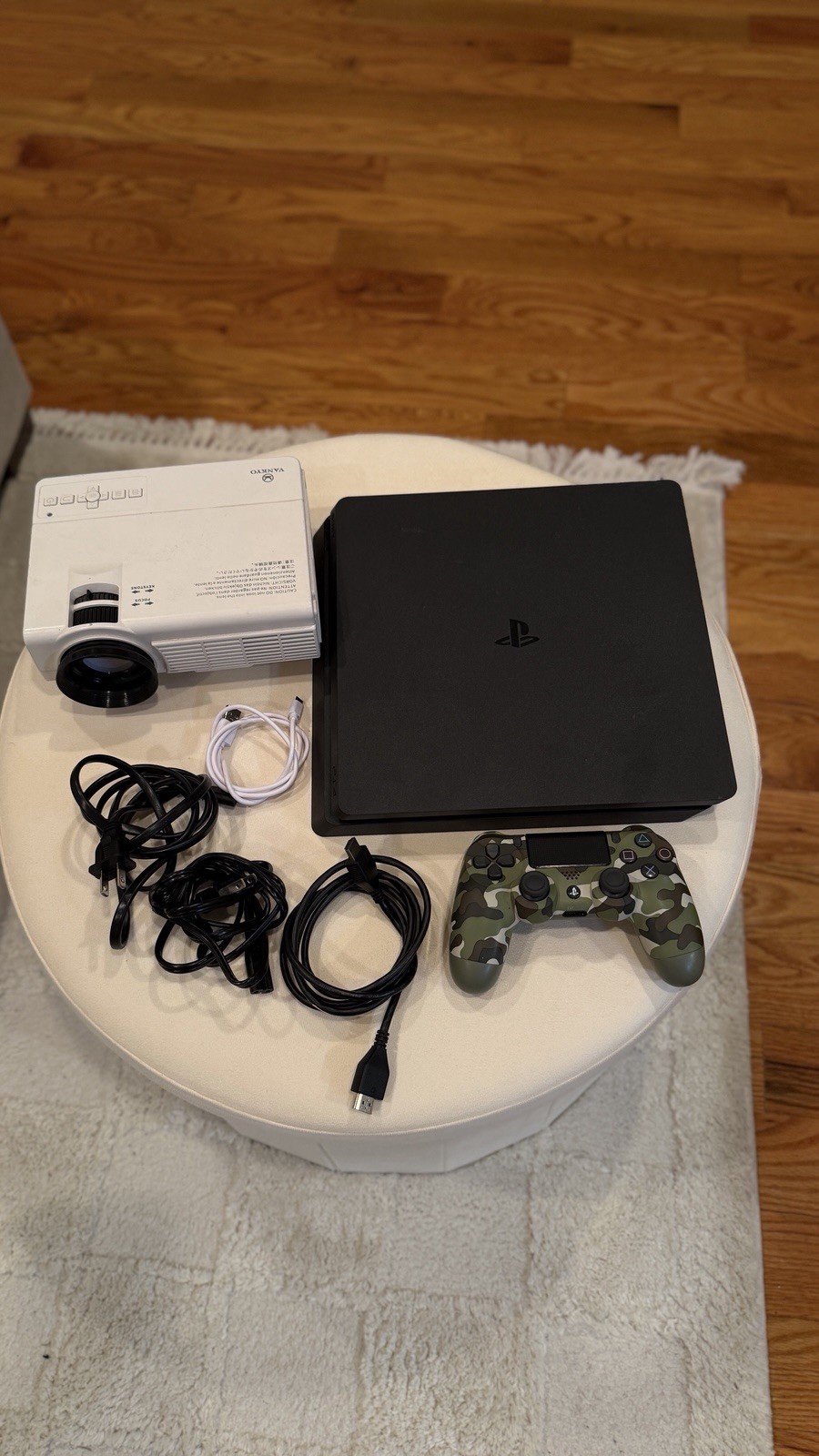 Sony PlayStation 4 Slim 1TB Bundle VANKYO Projector Controller Cables