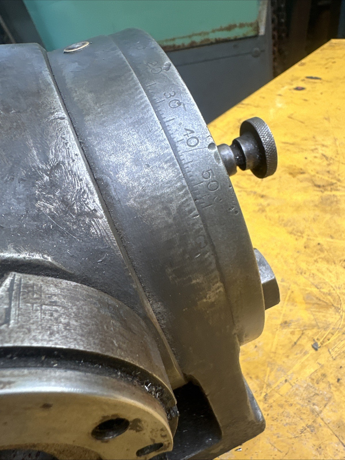 Kempsmith Tilting Adjustable Angle Dividing Head, Tailstock, & Indexing Plates